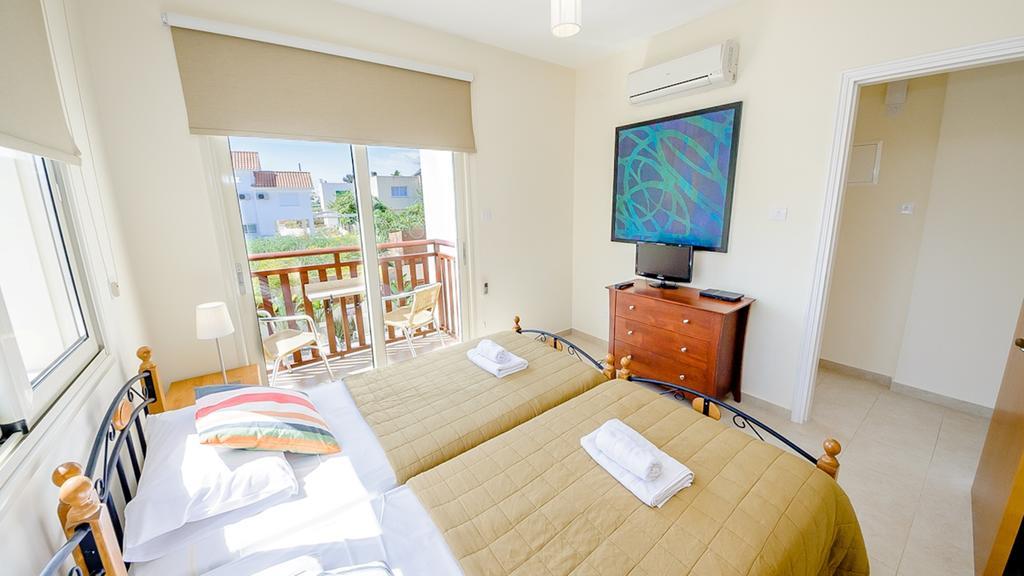 Kapparis Holiday Villa 018 프로타라스 객실 사진